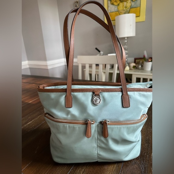 Michael Kors tote bag - Picture 9 of 12